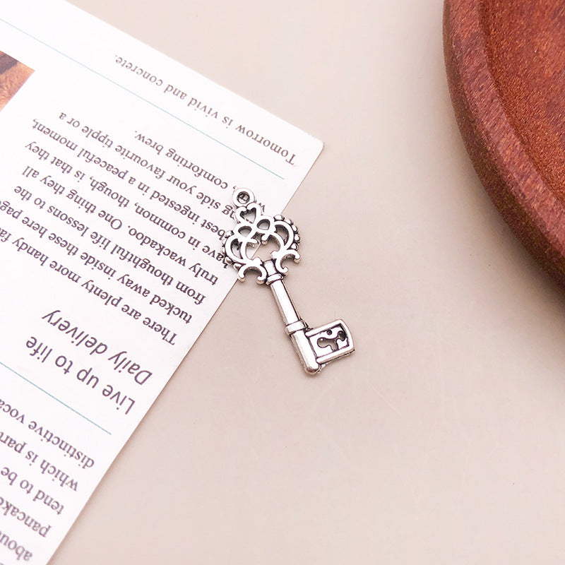 Wholesale Clover Love Small Key Alloy Handmade Beaded Necklace Bracelet Pendant